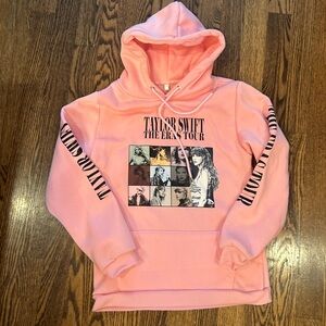 Like-new hooded Taylor Swift hooded Sweatshirt “Eras Tour”